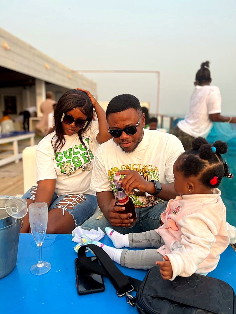 Eddy and Kessewa side by side